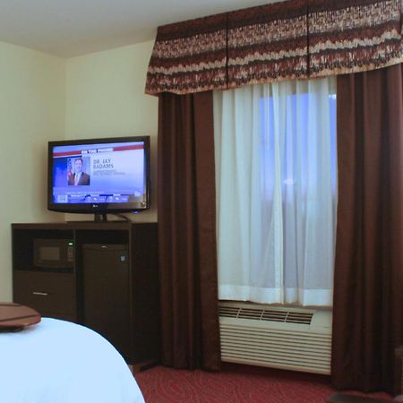 Hampton Inn Limerick Buitenkant foto
