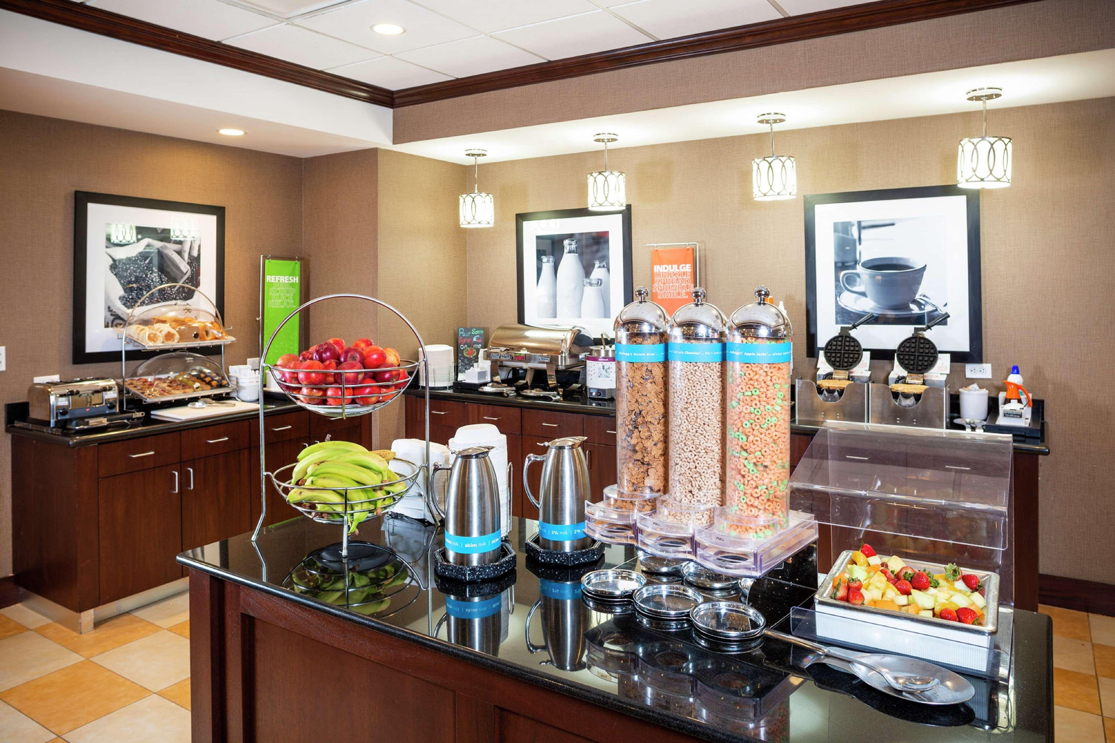 Hampton Inn Limerick Buitenkant foto
