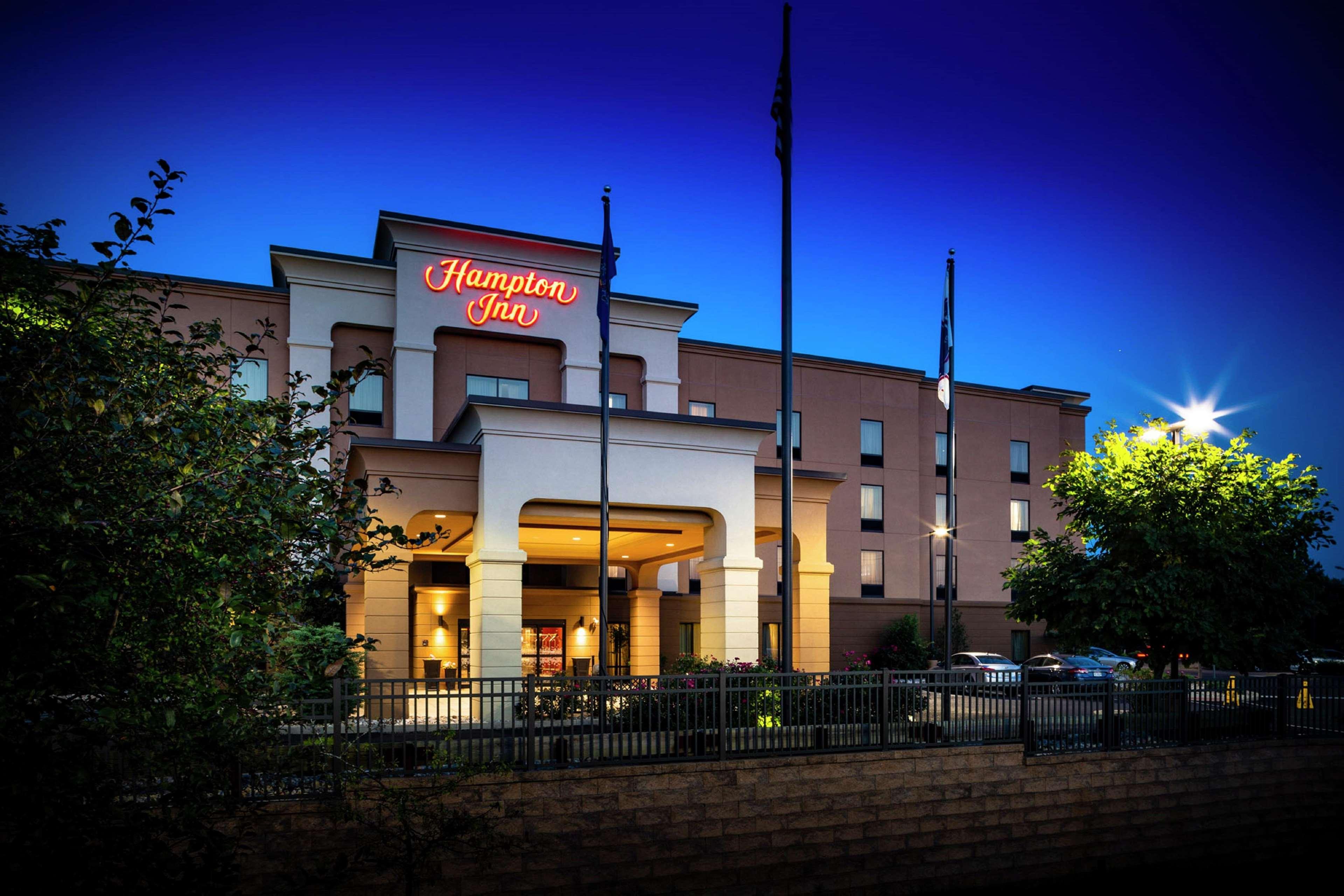 Hampton Inn Limerick Buitenkant foto