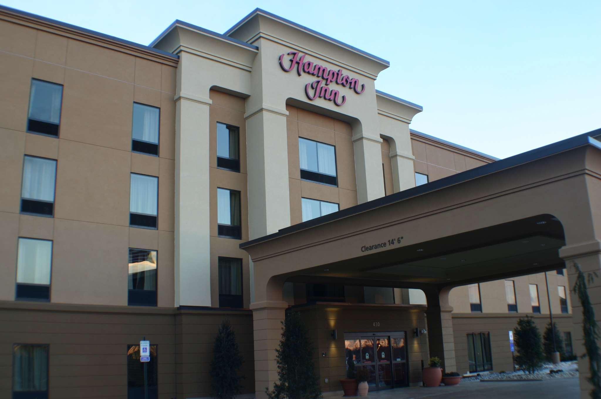 Hampton Inn Limerick Buitenkant foto