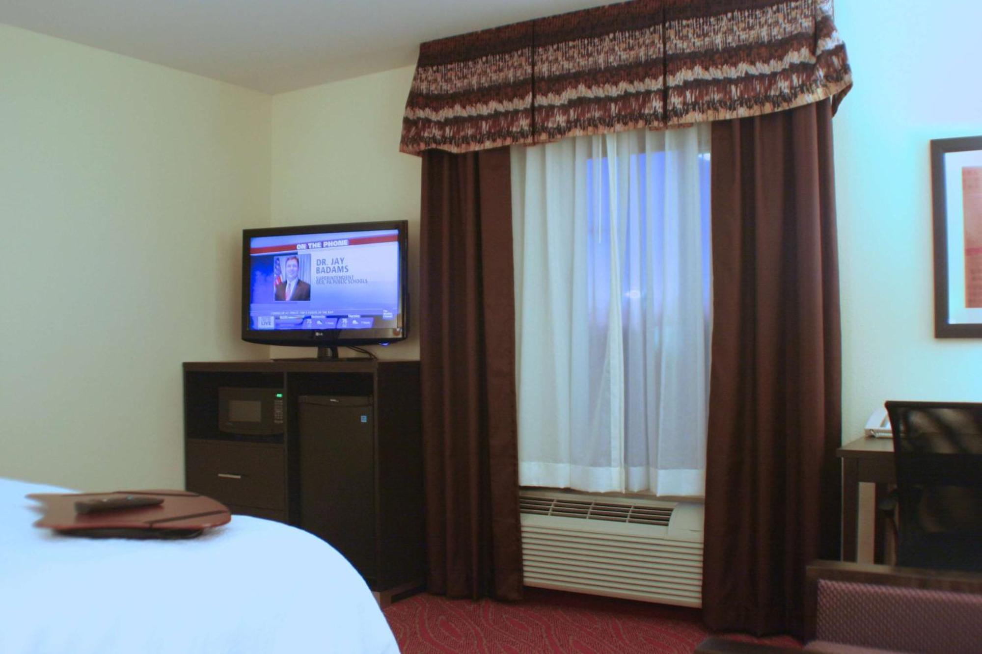 Hampton Inn Limerick Buitenkant foto